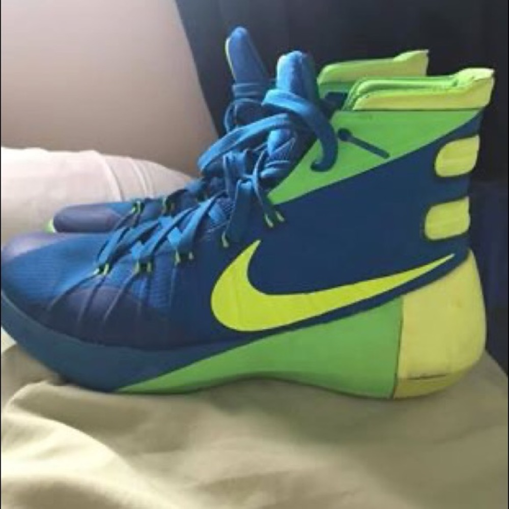 Nike Hyperdunk 2015